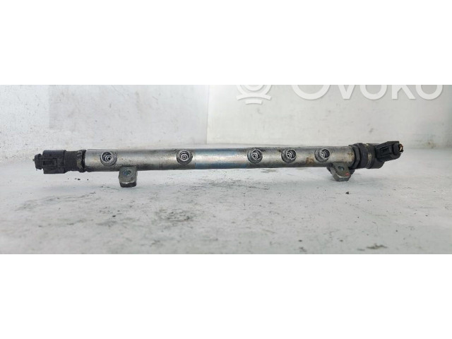 Топливная рампа A6400701295 Mercedes-Benz A W169 для двигателя 640940