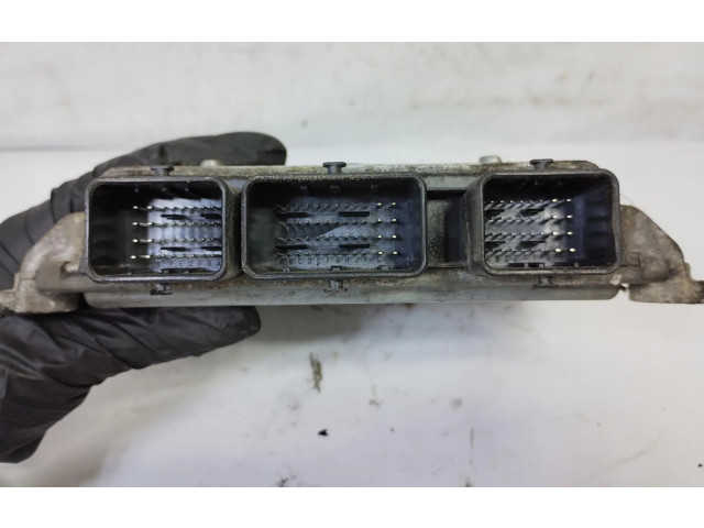 Блок управления двигателем Блок управления 9653647780 Peugeot Partner