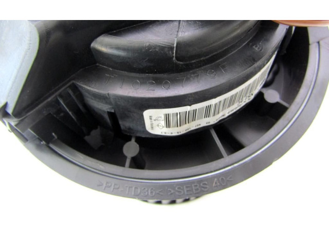 Вентилятор печки    272100975R   Dacia Sandero