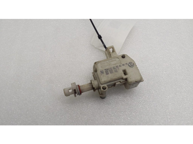 Degalų bako dangtelio spynos varikliukas