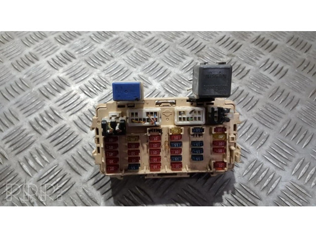 Блок предохранителей  2434666R00   Nissan X-Trail T30    