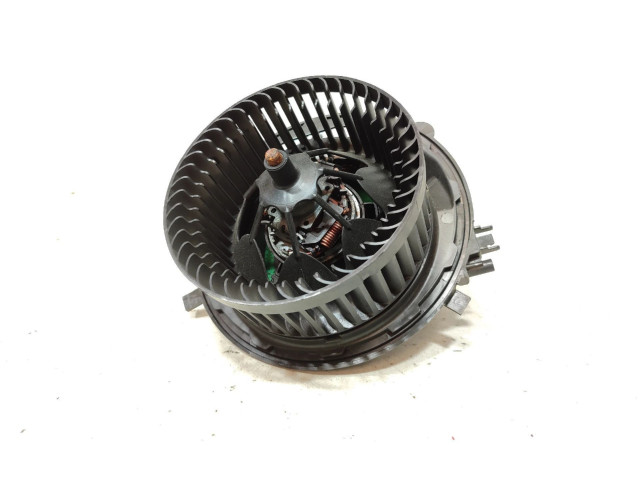 Вентилятор печки    5Q0907521   Audi A3 S3 8V