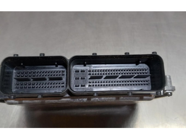 Блок управления двигателем ECU 05C907394D42022454   Volkswagen Cross Polo   
