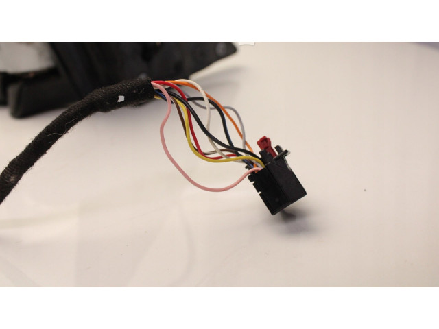 Zpětné zrcátko  Volkswagen Tiguan 2011  2008R  