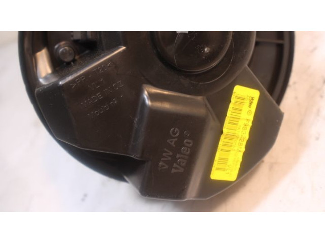 Вентилятор печки    F983228M   Audi A3 S3 8P