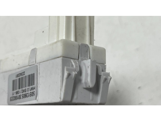 Дисплей 50513905, 30100223 Alfa Romeo Giulietta