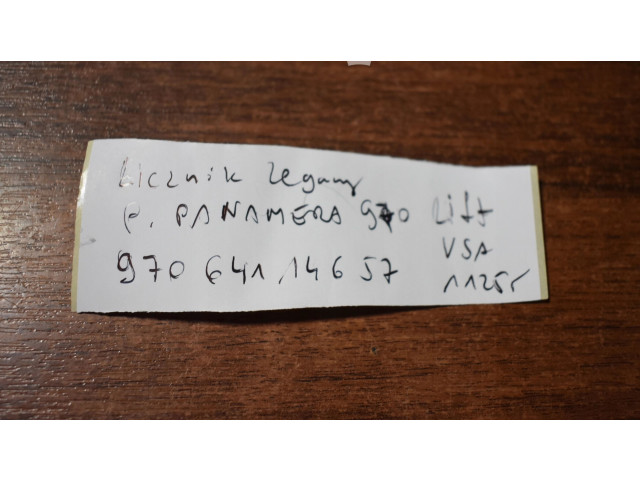 Přístrojová deska Porsche Panamera (970) 2017 97064114657