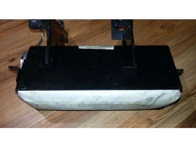 Надувная подушка для пассажира