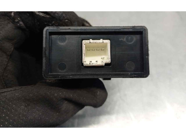 Блок управления 96673478 Chevrolet Captiva