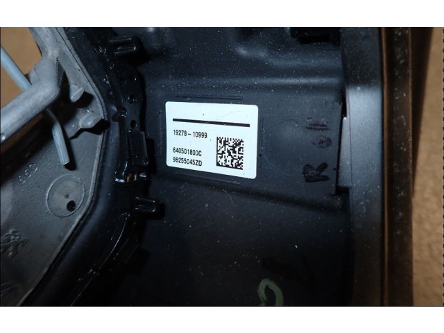 Руль Peugeot 2008 II 2019 - года 98453341ZD