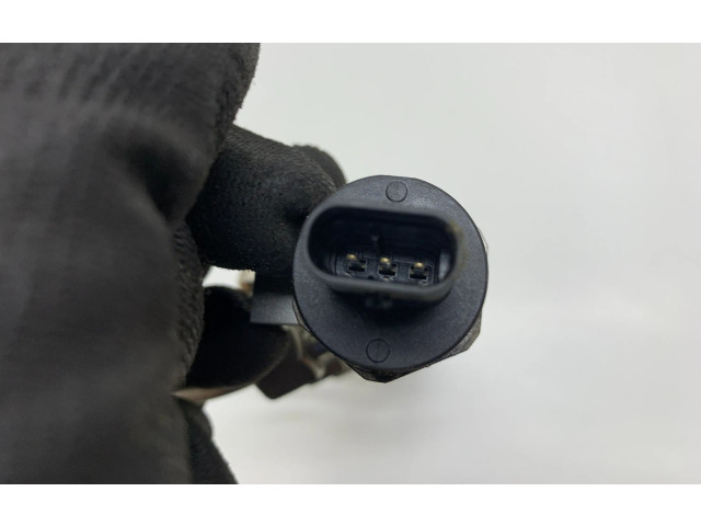 Vstřikovací lišta 8601017 BMW 7 G11 G12 pro benzínový motor 4.4 N63 B44 C