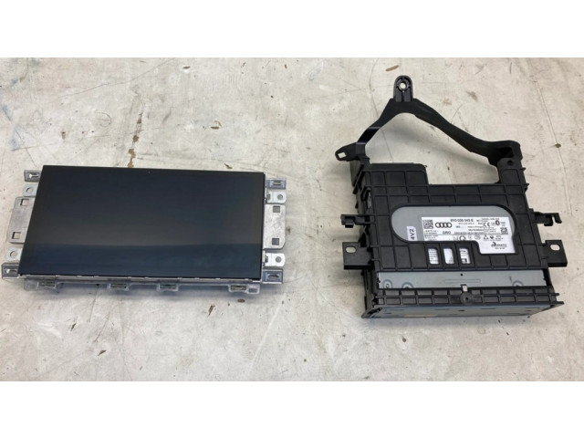 Радио/ проигрыватель CD/DVD / навигация