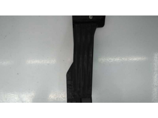 Педаль акселератора