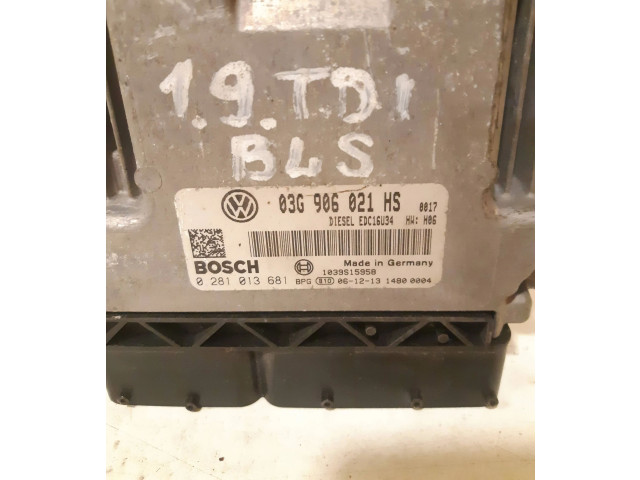 Řídící jednotka 03G906021HS   Volkswagen Caddy 2007