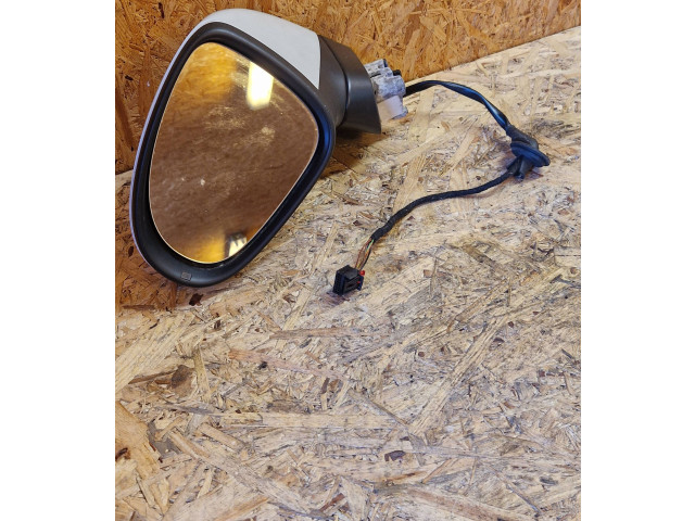 Zpětné zrcátko  Volkswagen Touareg II 2012  E1021095  