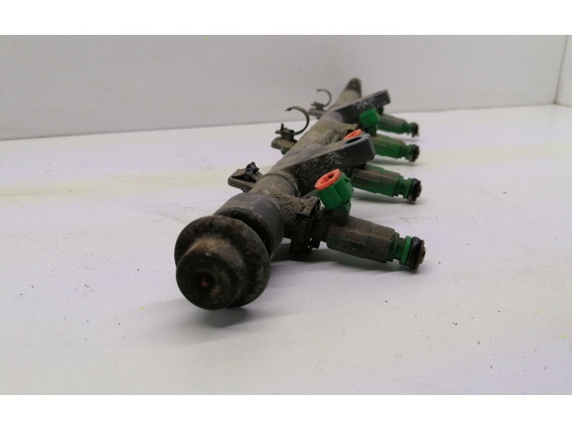 Комплект форсунок 9260930004    KIA Rio   