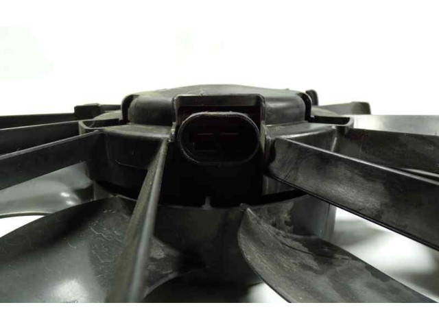 Вентилятор радиатора 214814342R, 0130307187 Dacia Sandero