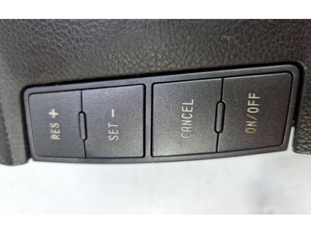 Подушка безопасности водителя    Volkswagen Phaeton