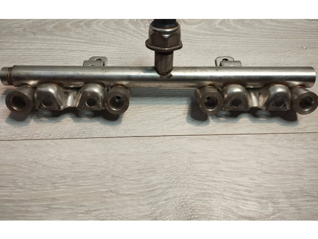 Vstřikovací lišta 7568051, 8C03 Peugeot 3008 I Thp