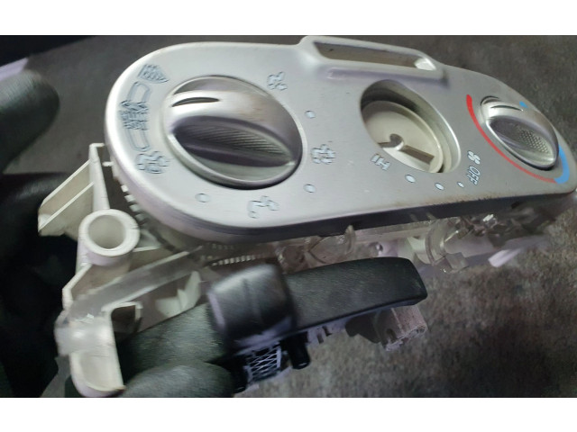 Блок управления кондиционера воздуха / климата/ печки (в салоне)