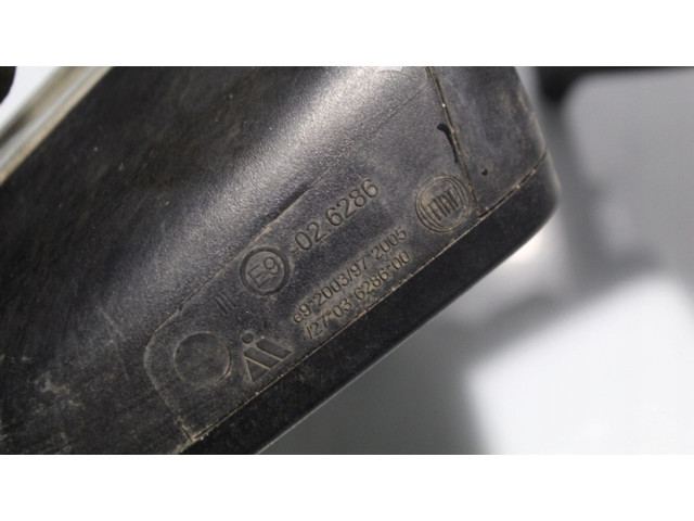 Зеркало электрическое Opel Combo D 2011-2017 года