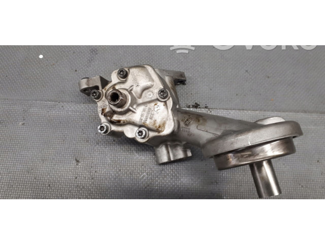 Масляный насос   059115105n  Audi A6 S6 C6 4F 