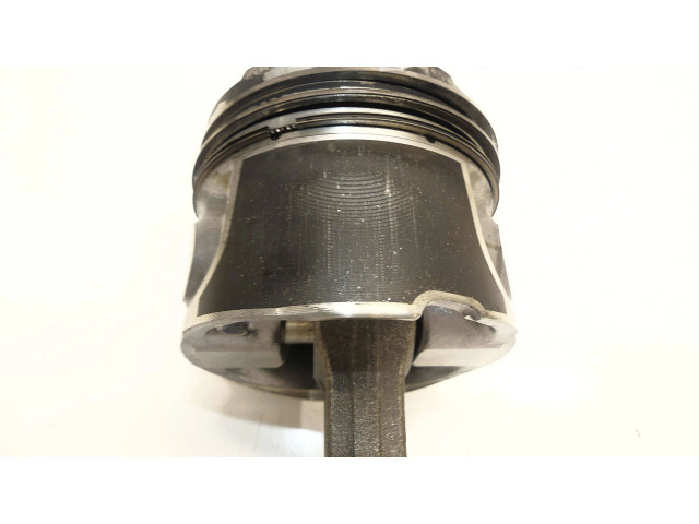 Поршень с шатуном 4N14 Mitsubishi Outlander