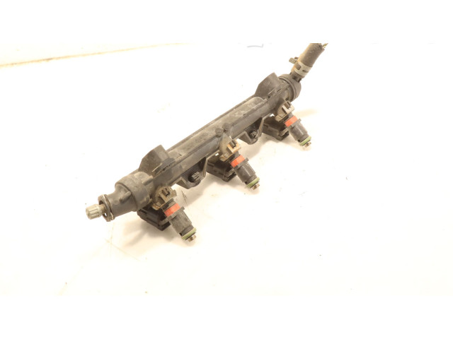 Vstřikovací lišta Seat Ibiza IV (6J,6P)