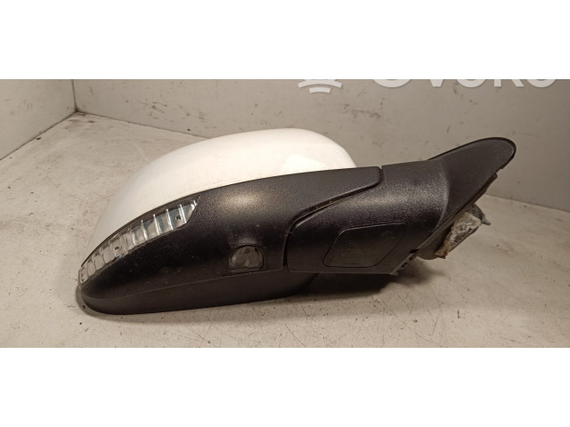 Зеркало электрическое Jeep Grand Cherokee 2010 - 2021 года