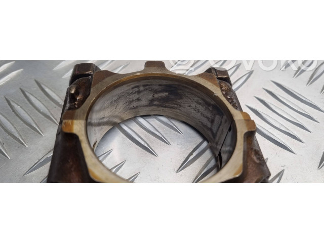  Поршень с шатуном AGN   Audi A3 S3 8L  