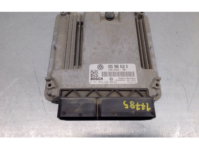 Блок управления двигателя 03G906016R, 0281042220   Volkswagen Golf SportWagen