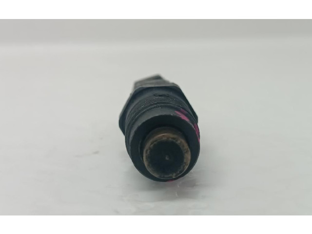 Форсунка Mitsubishi L200