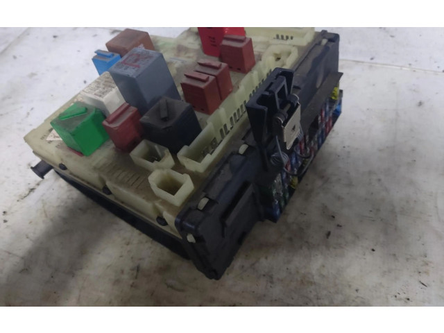 Блок предохранителей Rover Rover