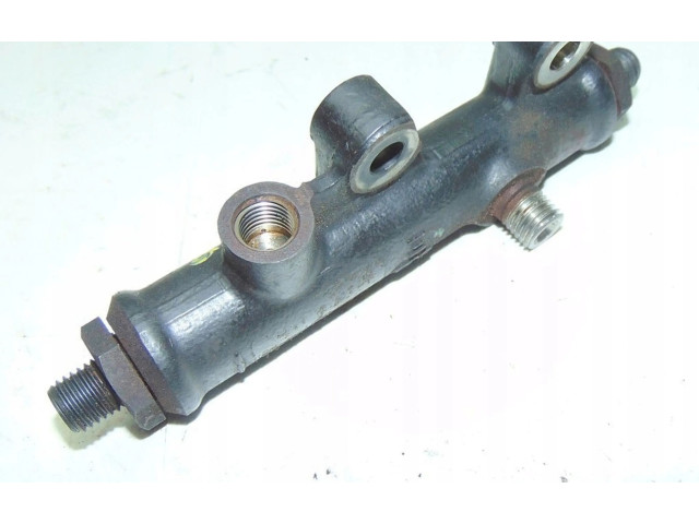 Топливная рампа    Jaguar XF X250  