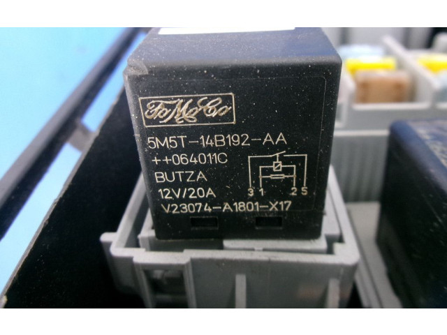 Блок предохранителей  30797010, 30797010   Volvo S60    