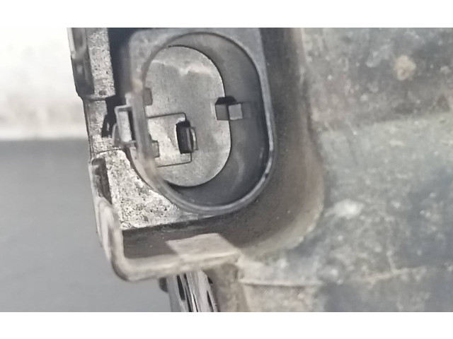 Генератор 555908180, P3-B5-8-1   Mercedes-Benz GLK (X204)      