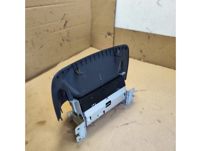 Дисплей    MR381289, 1Y285208C   Mitsubishi Space Star