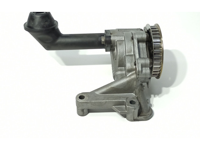 Масляный насос  CAY 03L115105B, 03L115105C  Volkswagen Golf SportWagen 