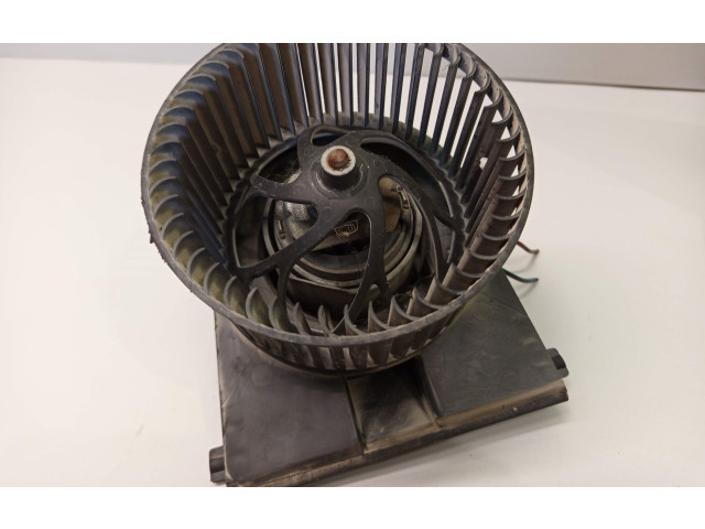 Вентилятор печки    1J1819021   Audi A3 S3 8L