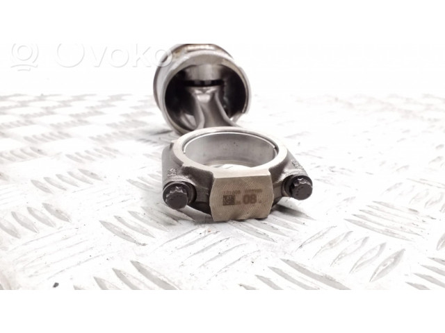 Píst 03LG, CAH Audi A4 S4 B8 8K pro naftový motor 2.0 CAHA