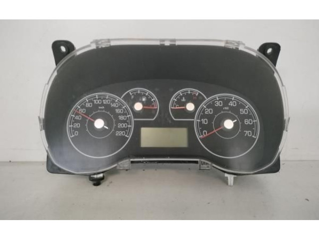 Панель приборов COM, DAMAGE Fiat Grande Punto