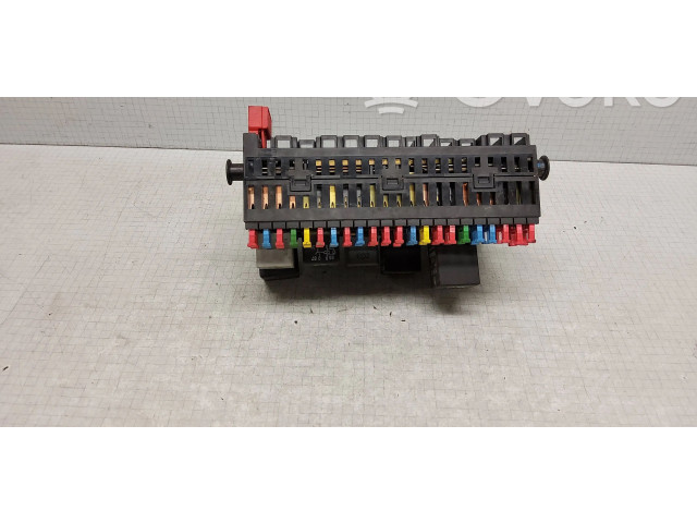 Pojistková skříňka 357937039, 357937541 Volkswagen Vento 1995