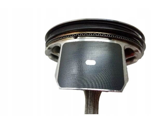  Поршень с шатуном  SKYACTIV  Mazda 3  