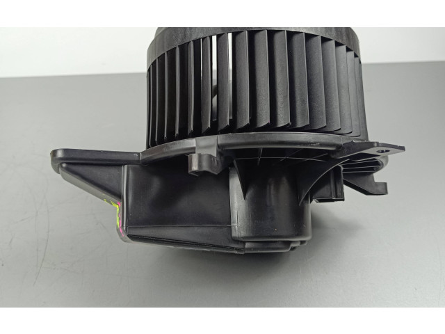 Вентилятор печки    23072C, T4585004   Maserati Levante