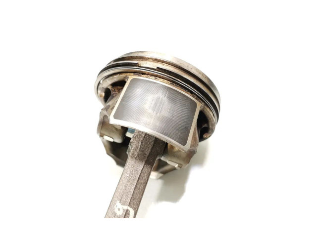  Поршень с шатуном BYT   Audi A3 S3 8P  