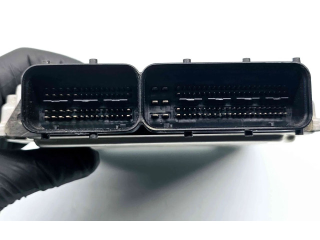 Řídící jednotka 04L907309K Volkswagen Caddy 2018