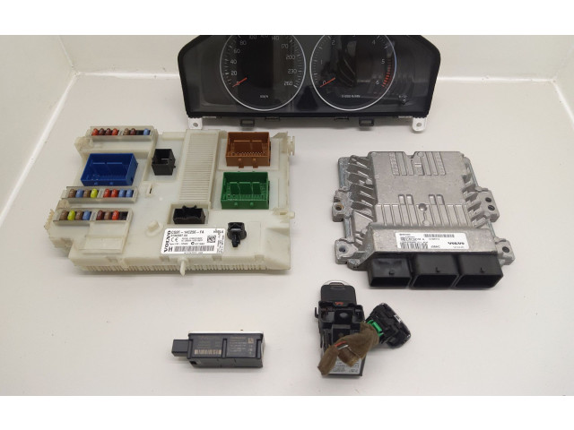 Комплект блоков управления D4162T   Volvo V70