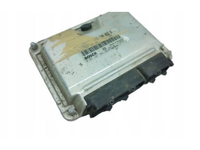 Блок управления двигателя 030906032R, 0261207203   Volkswagen Lupo