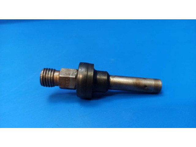 Vstřikovač 0437502010 Mercedes-Benz S W126 pro benzínový motor 2.8