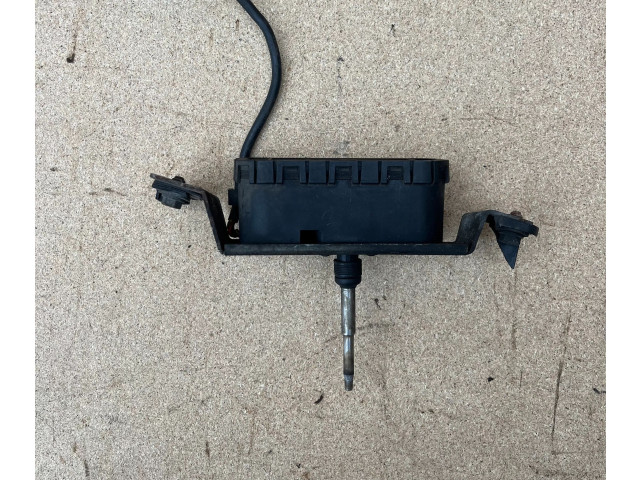 Моторчик стеклоочистителя 89002986, 89002986    Volvo V70